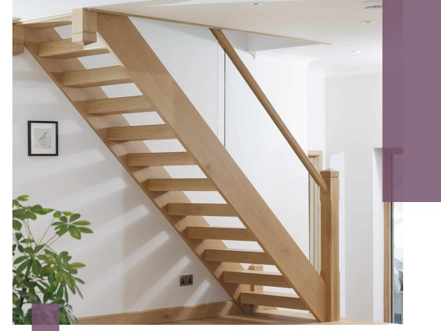 Изготовление деревянных лестниц под ключ в Лесосибирске для дома