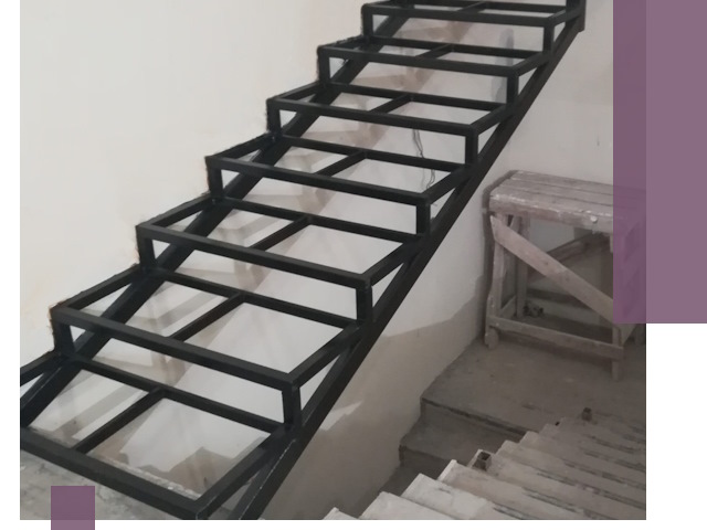 Демонтаж лестниц на металлокаркасе в Лесосибирске: быстрый вывоз и разбор