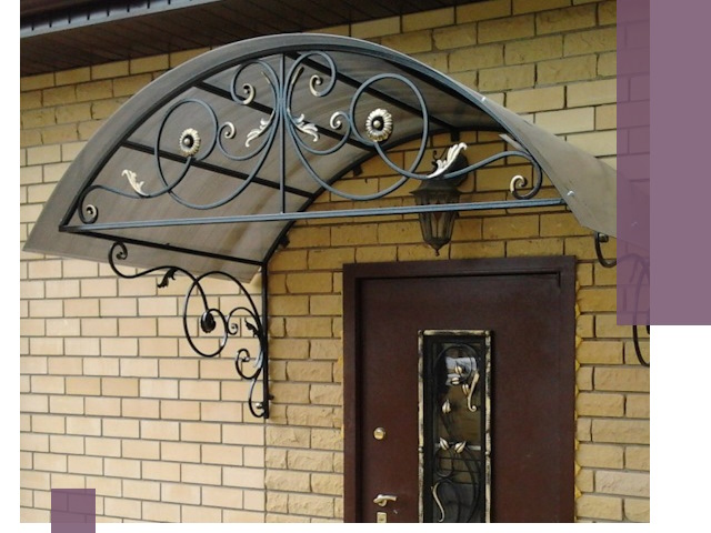 Изготовление козырьков из металла под ключ в Лесосибирске