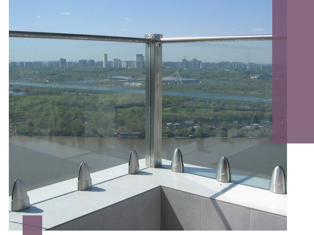 Стеклянные парапеты премиум класса в Лесосибирске для домов и бизнесов