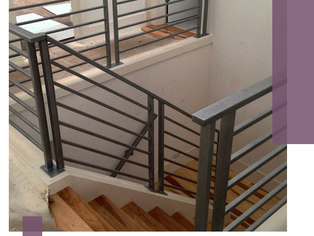 Изготовление поручней из металла и дерева в Лесосибирске